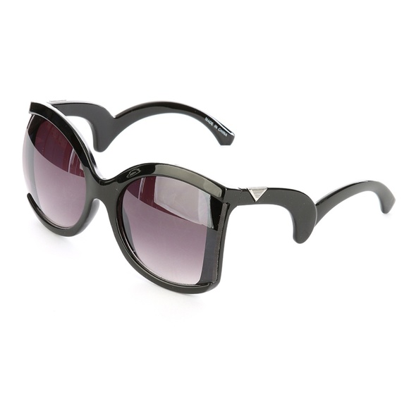 Happy Organics Boutique Accessories - BLACK UNIQUE HALF FRAME OVERSIZED SUNGLASSES